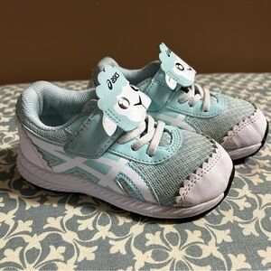 ASICS toddler girls shoe size 8
